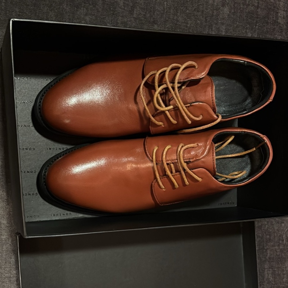 Men’s Conzuri height boosting shoes